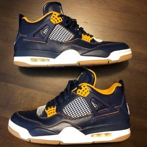 Jordan 4 dunk from above